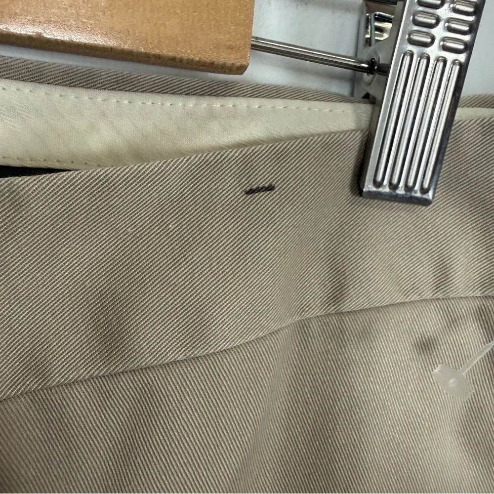 LL Bean Wrinkle Free Dress Chino Pants Mens 33 x 27.75 Khaki Beige 292258 NWT